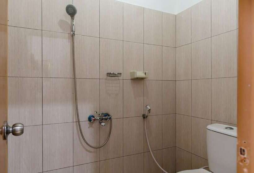 Szálloda Reddoorz @ Cibogo Puncak Bogor 2