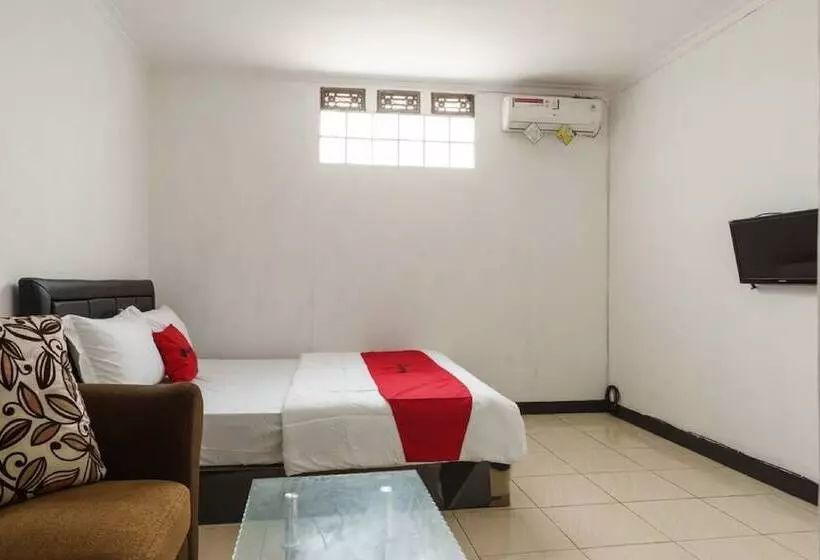 Hotelli Reddoorz @ Cibogo Puncak Bogor 2