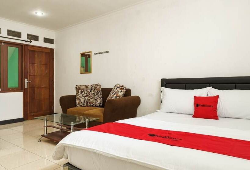 Szálloda Reddoorz @ Cibogo Puncak Bogor 2