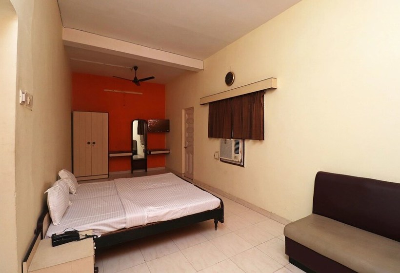 Отель Spot On 37028  Sheela