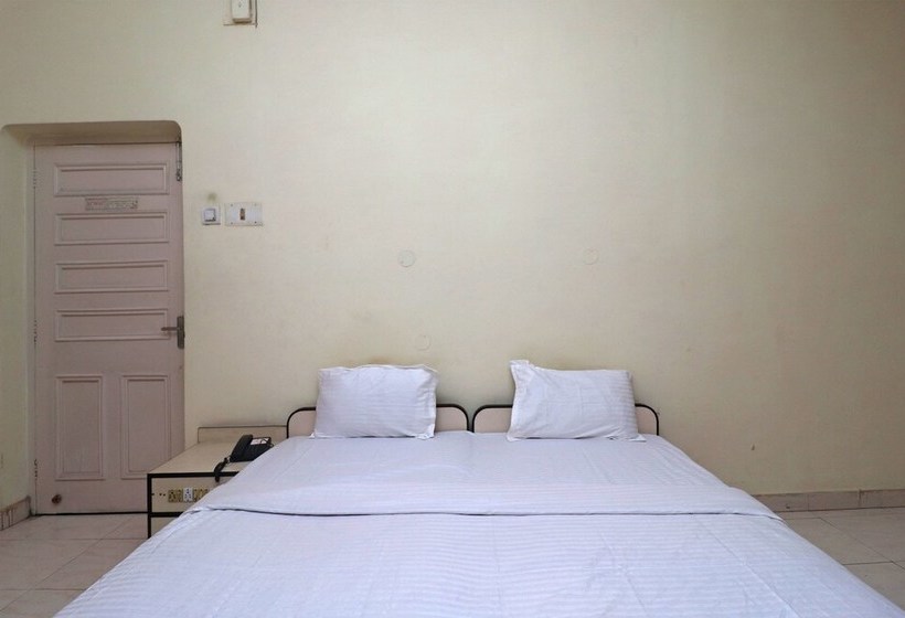 Отель Spot On 37028  Sheela