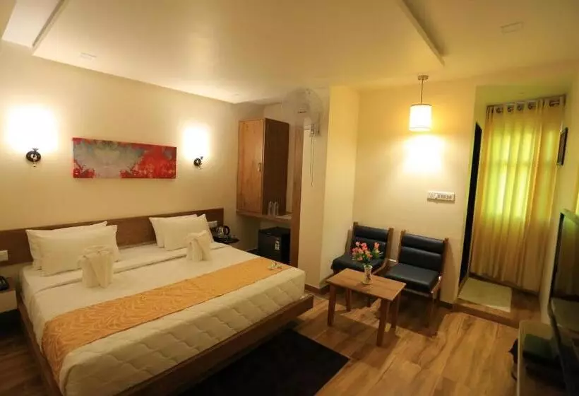 Hotelli The Grand Raveta