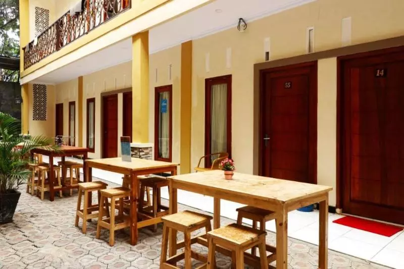 Majatalo Ombey Guest House