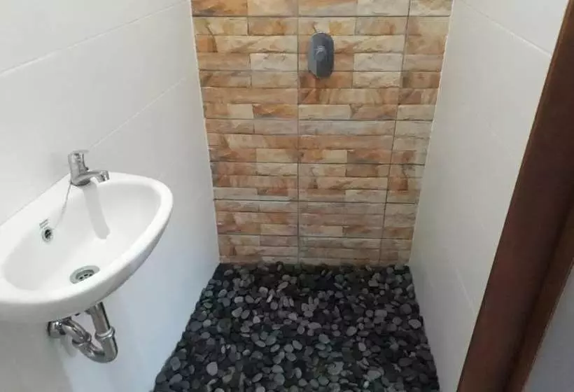 ペンション Permana Guesthouse