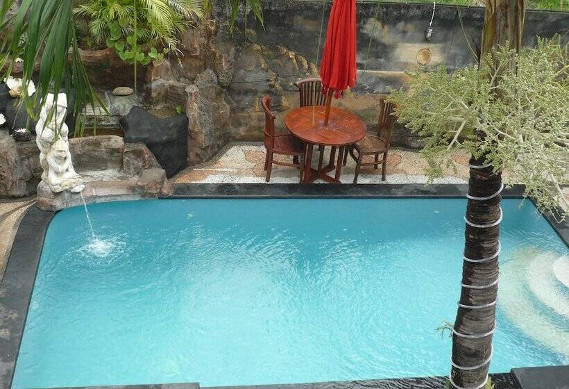 Пансион Yunni Guesthouse