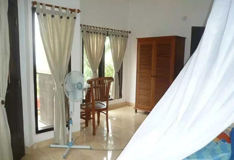 پانسیون Yunni Guesthouse