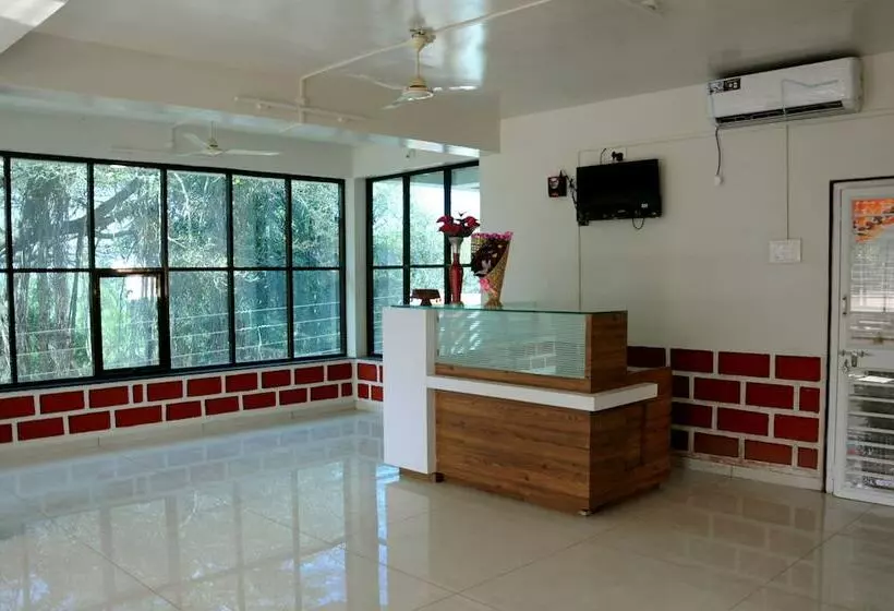 Rutu S Holidays Resort Panhala