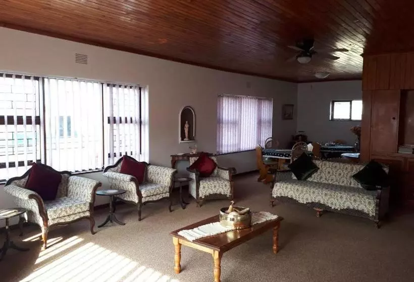 Aamiaismajoitus (B&B) Die C Skulp