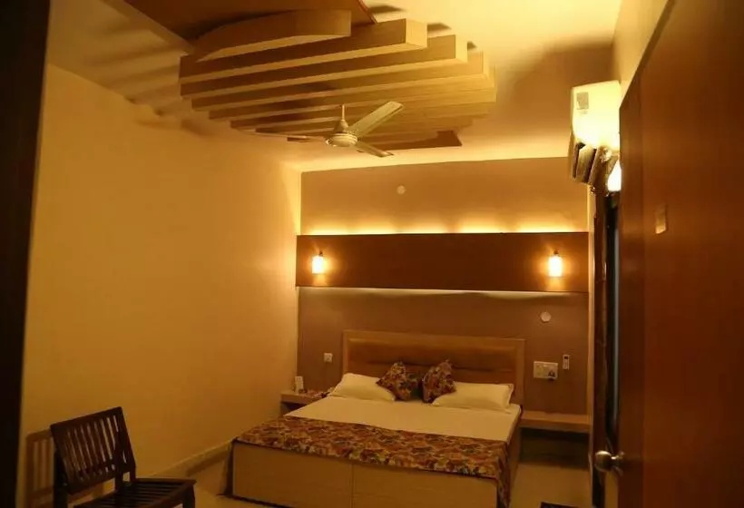 Hotel Sandhuz