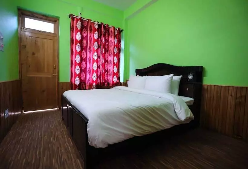 هتل The Himalayan Wild Retreat
