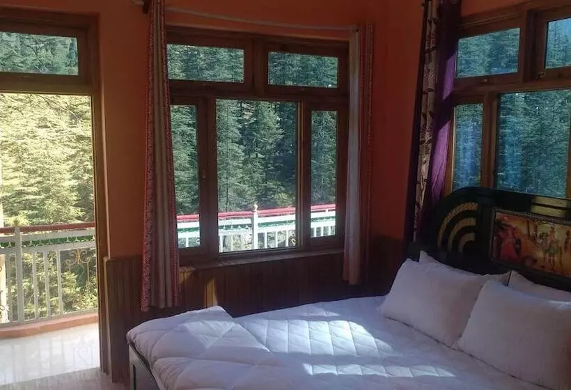 هتل The Himalayan Wild Retreat