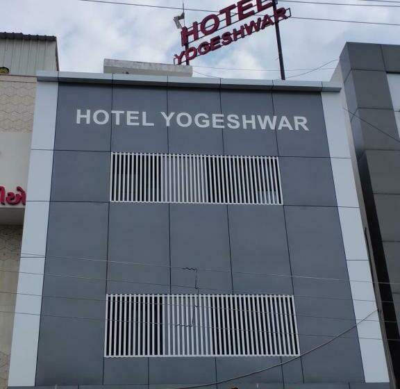 فندق Yogeshwer