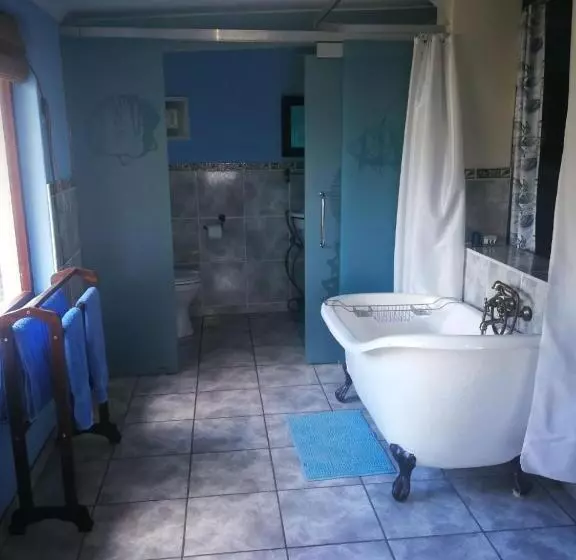 Majatalo Cheetah Lodge Guest House