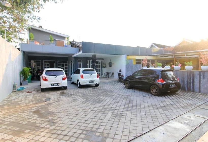 Pensiune Reddoorz At Hotel Putra Perdana Klaten