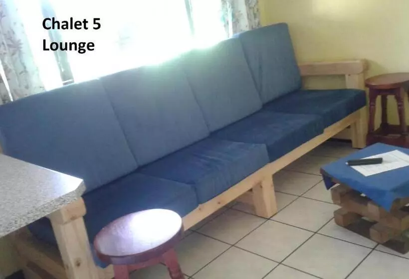 Lomakeskus Shore Breakers