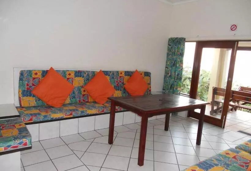 Lomakeskus Shore Breakers