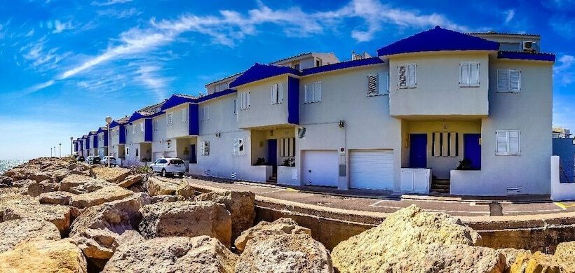 Apartamentos El Puerto