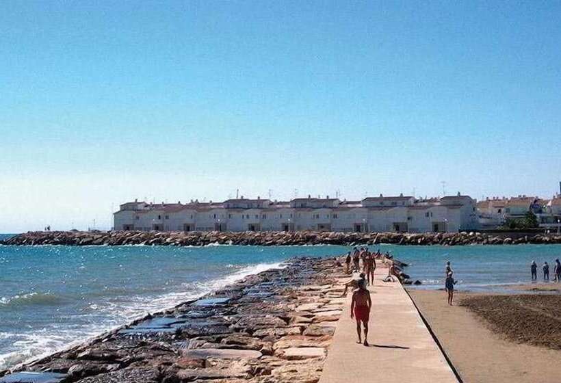 Apartamentos El Puerto