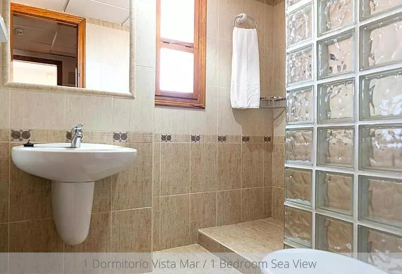 Apartamentos La Era Park