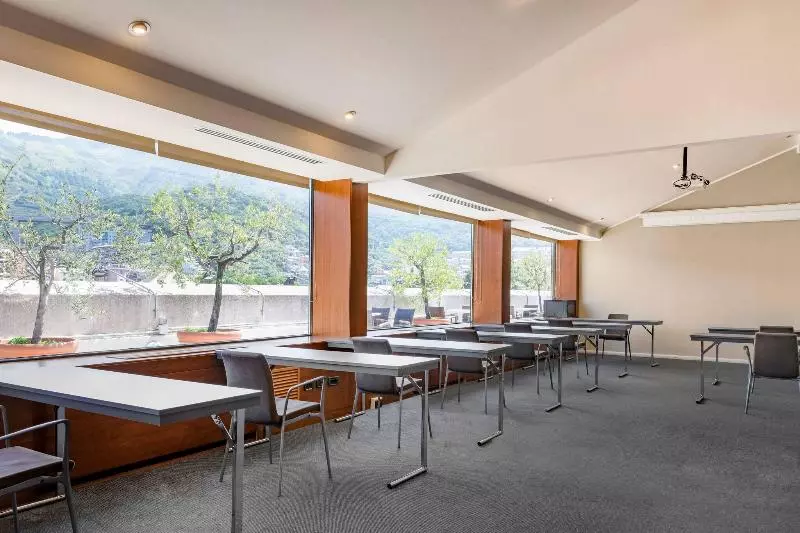 Ac Hotel Genova By Marriott