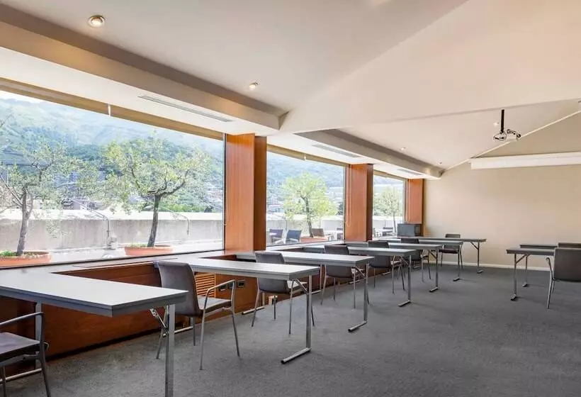 Ac Hotel Genova By Marriott