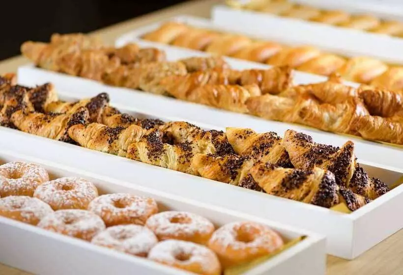 Ac Hotel Genova By Marriott