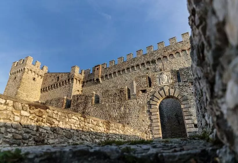 酒店 Castello Orsini