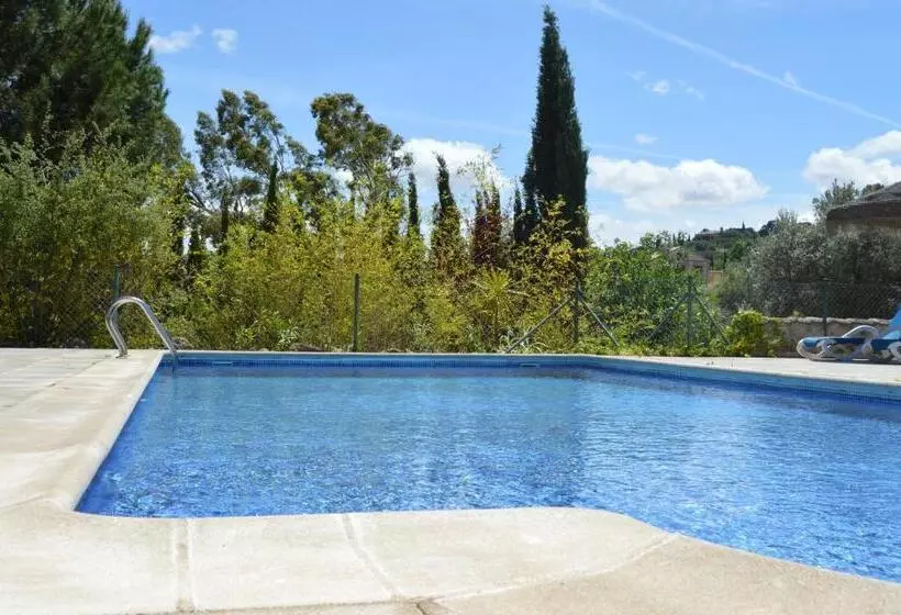 هتل Cigarral De Caravantes