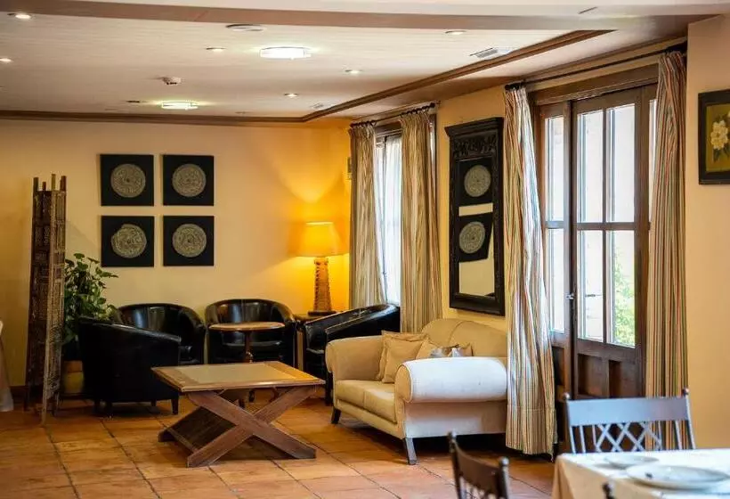 هتل Cigarral De Caravantes