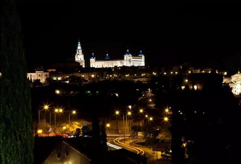 هتل Cigarral De Caravantes