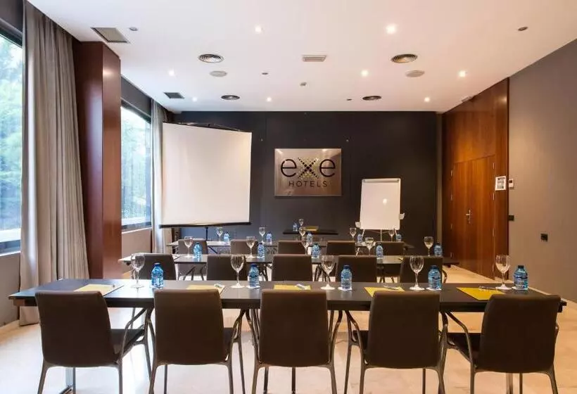 Отель Exe Cuenca