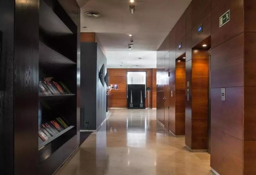 Отель Exe Cuenca