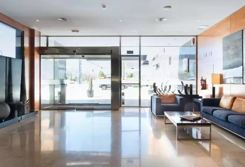 Отель Exe Cuenca