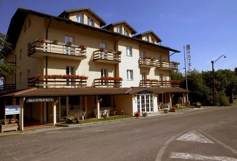 Отель Gambrinus