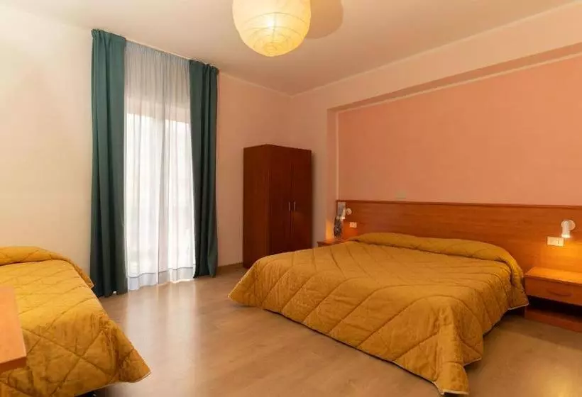 Отель Gambrinus