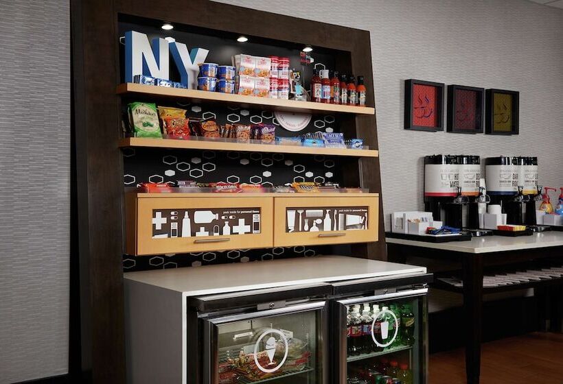 Отель Hampton Inn Niagara Falls