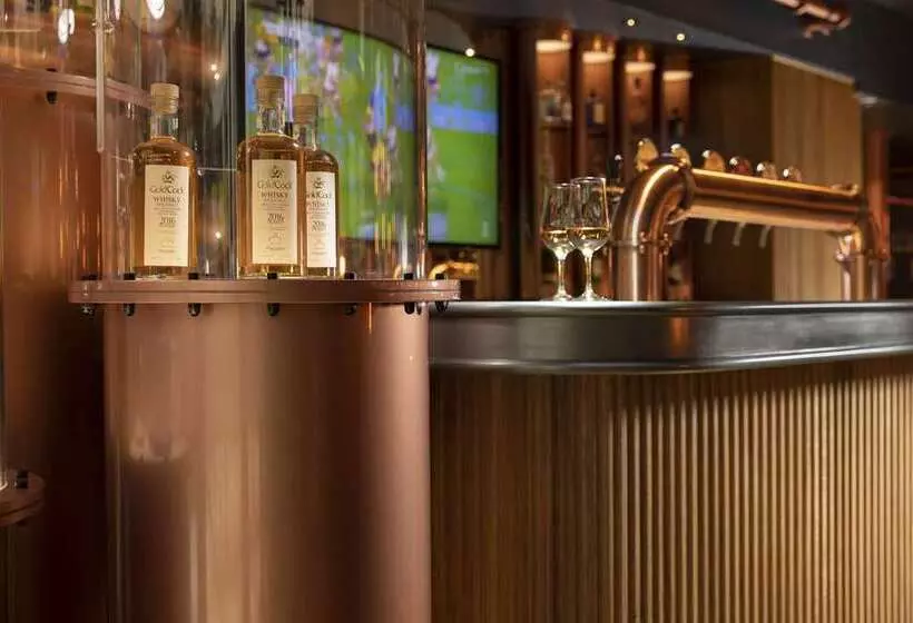 هتل Hilton Prague