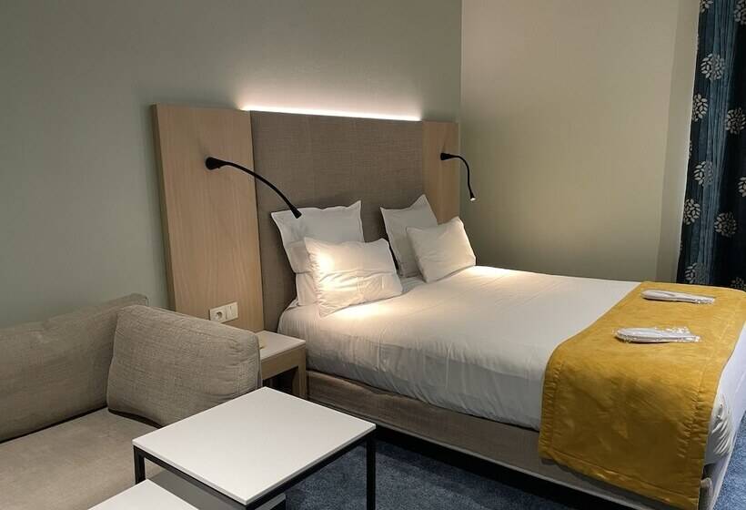 فندق Hôtel L'univers