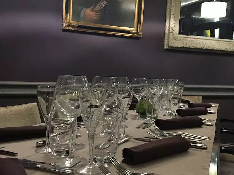 ホテル Hôtel L'univers