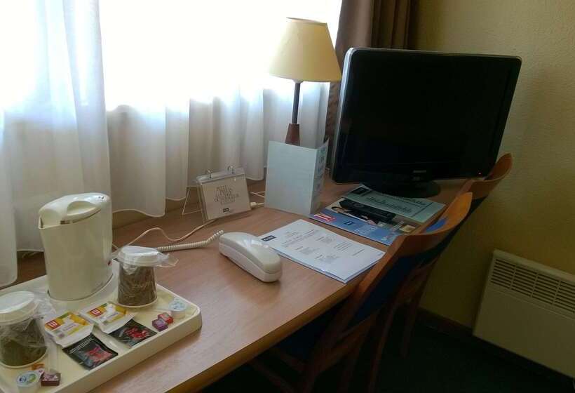 Hotelli Kyriad Mulhouse Est Lutterbach