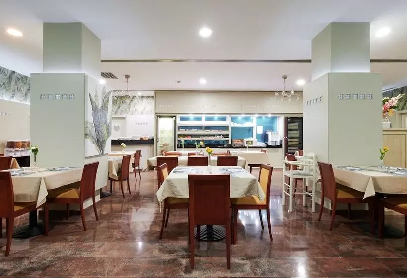 Hotel Ramblas Vendrell