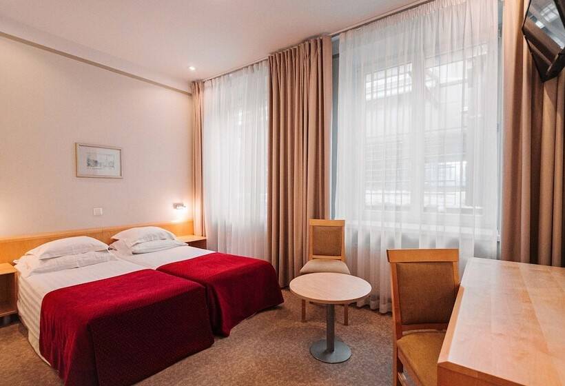 هتل Rixwell Viru Square