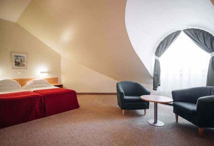 هتل Rixwell Viru Square