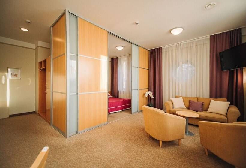 هتل Rixwell Viru Square