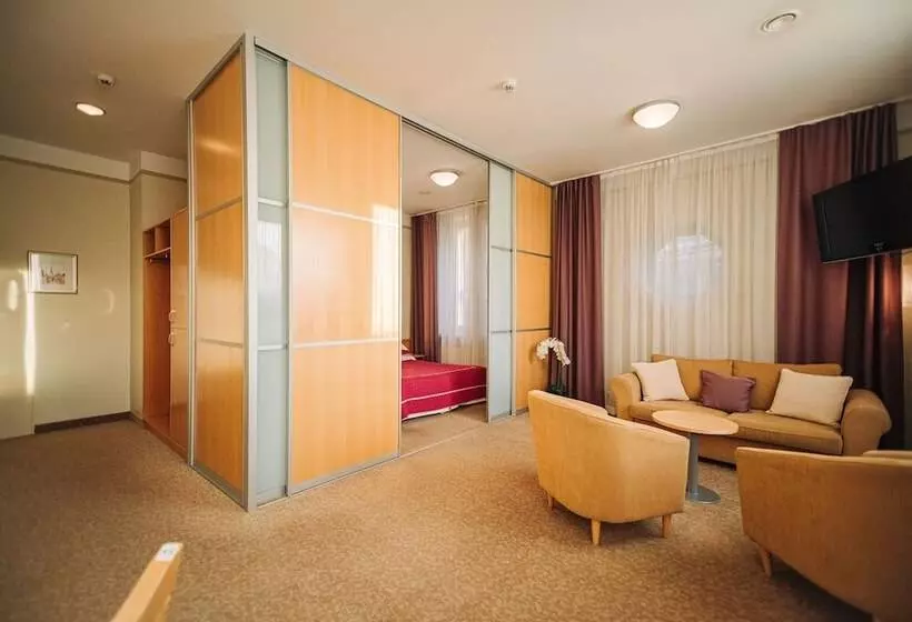 هتل Rixwell Viru Square