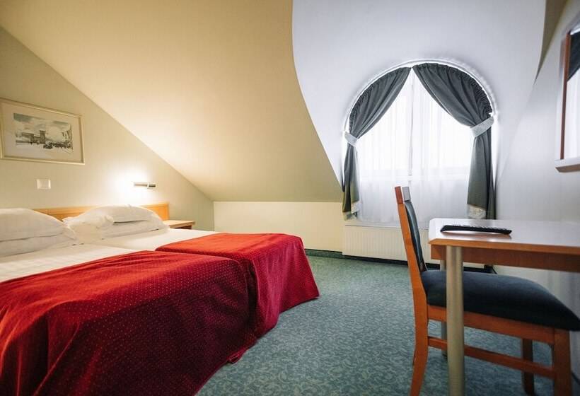 هتل Rixwell Viru Square