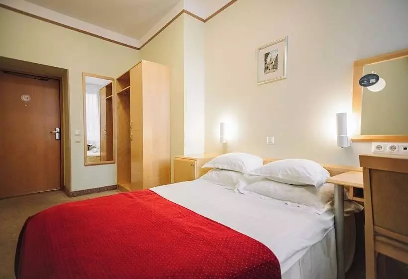 هتل Rixwell Viru Square