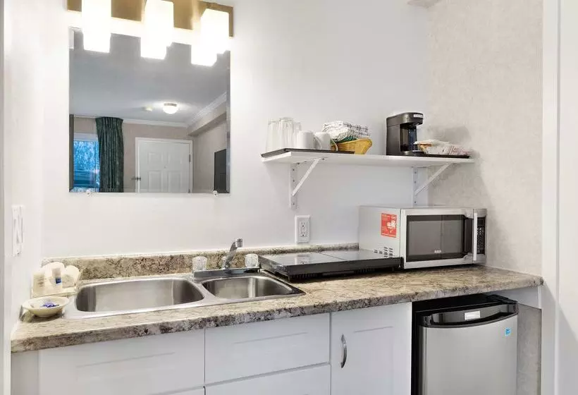 Surestay Hotel By Best Western Rossland Red Mountain