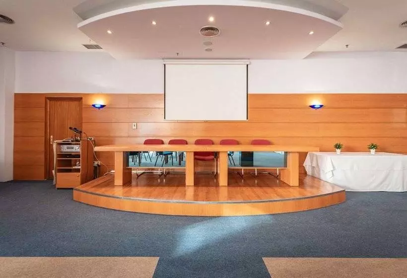 ホテル Yaramar Adults Recommended