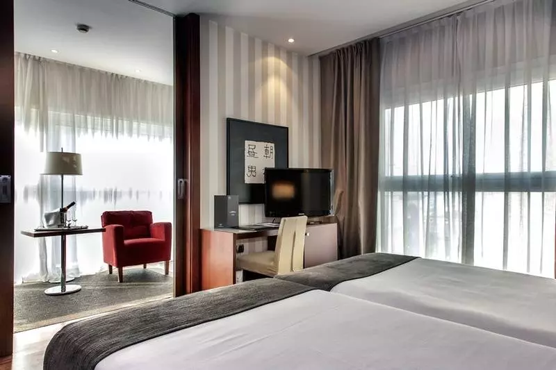 فندق Zenit Coruna